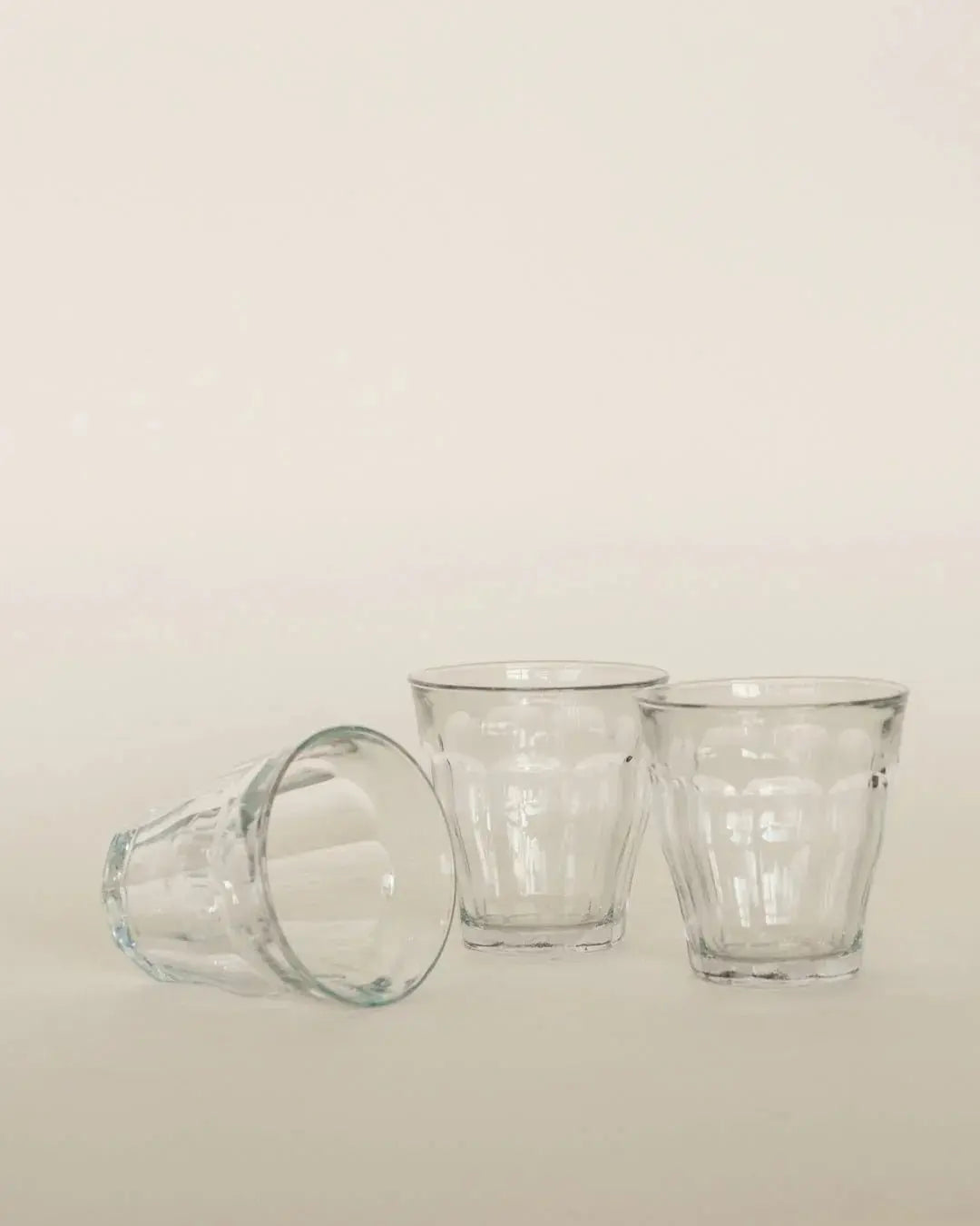 Verrerie, vaisselle & pichets élégants | Maison Olive