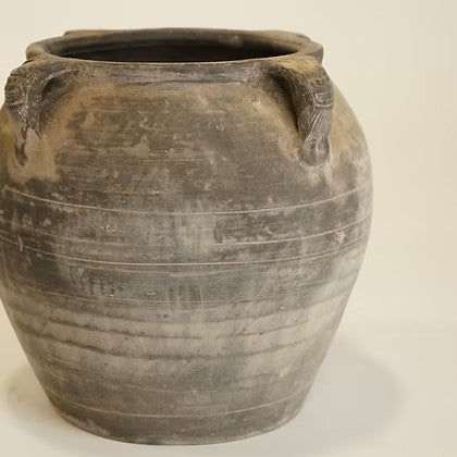 IO Vintage Pot
