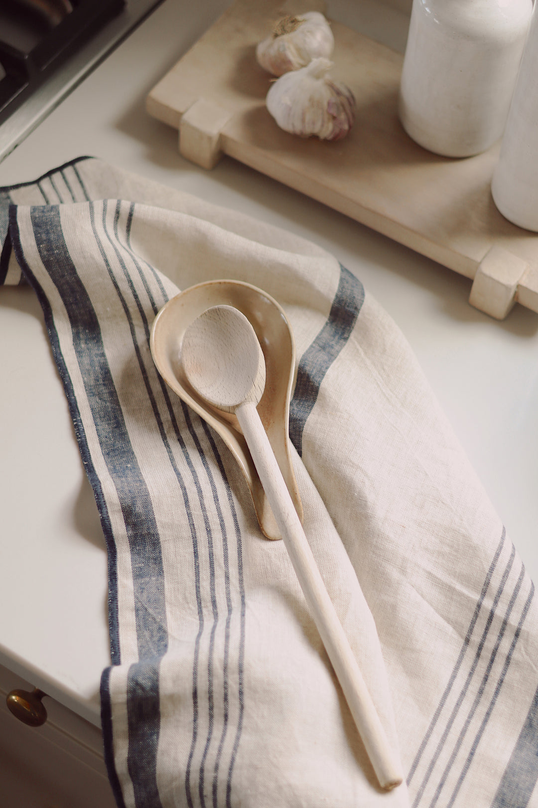 Sable Ceramic Spoon Rest
