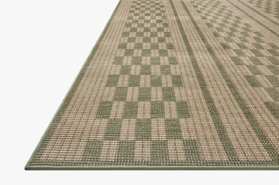 Tapis Archibald naturel et vert Amber Lewis × Loloi — vue stylisée