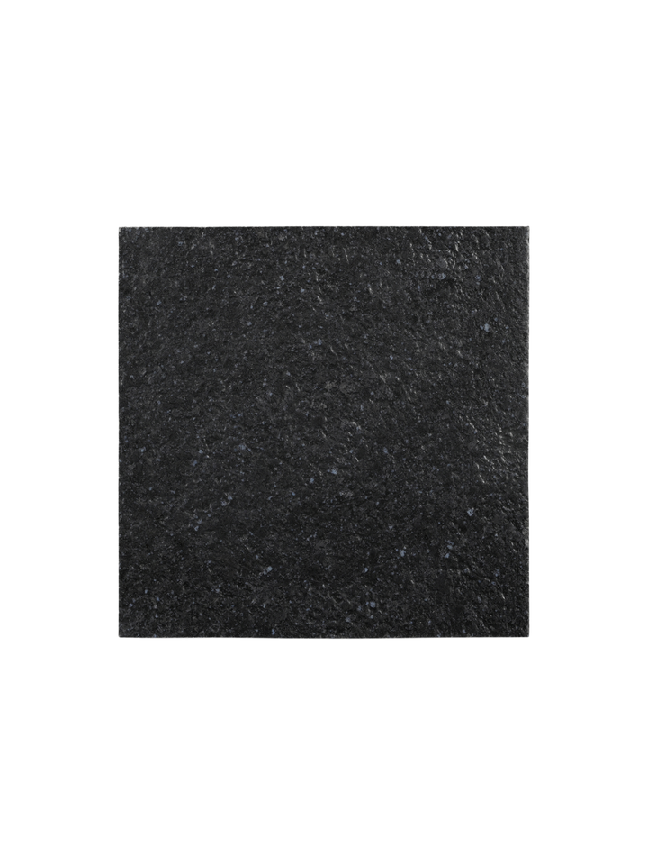 GETTY-Table-Appoint-Fer-Noire-Élégante