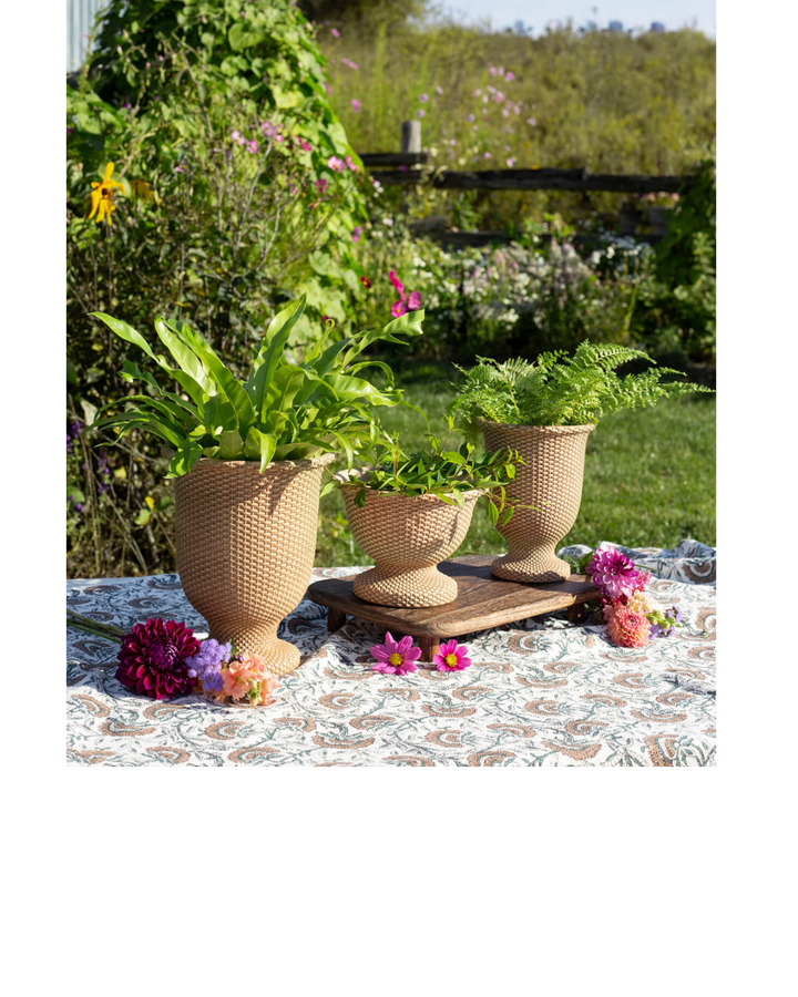 urne Grace- ciment terra-cotta- tressée