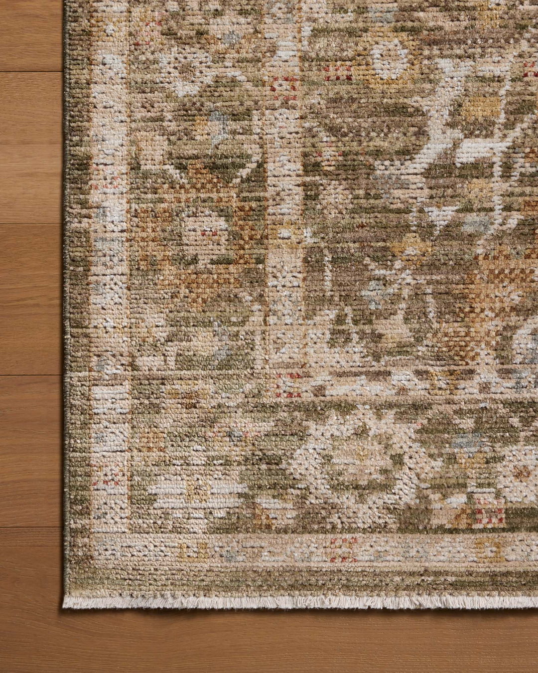 Tapis Nella vert multicolore Amber Lewis × Loloi — détail de la texture