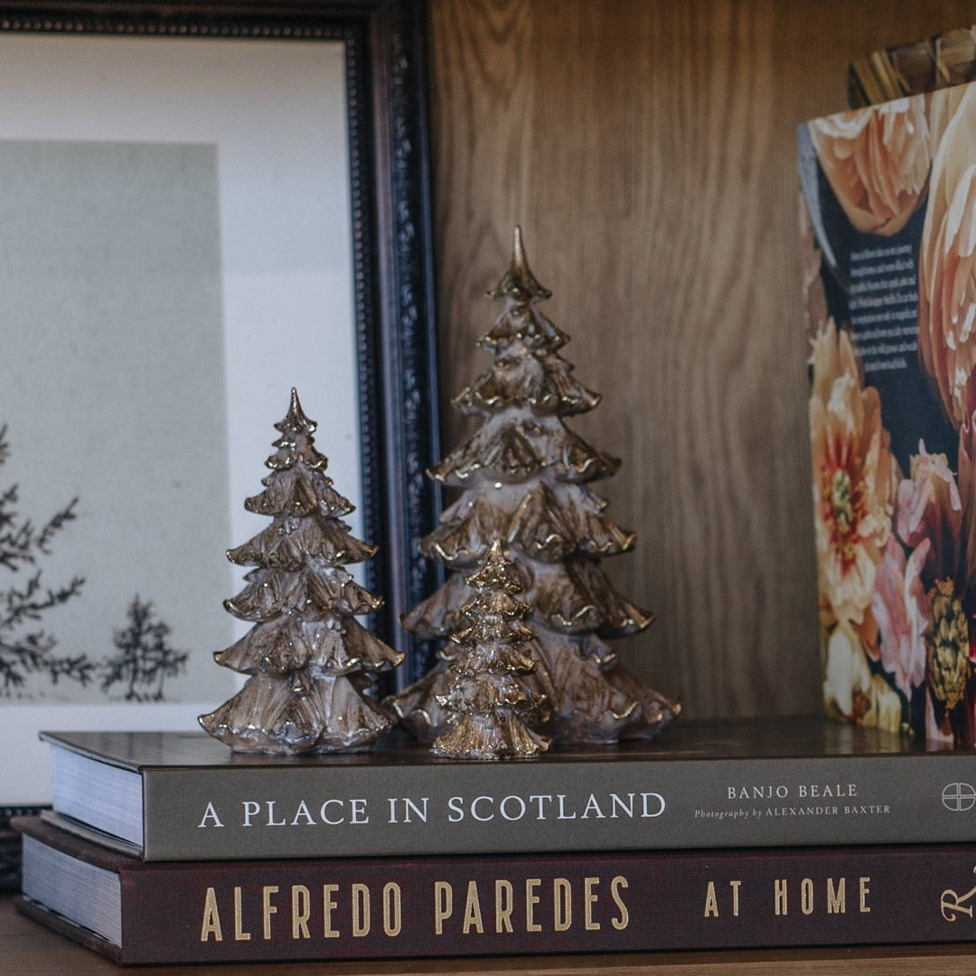 Décoration en forme de sapin or antique  Maison Olive