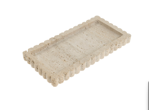 Plateau carré en travertin à bords festonnés  Maison Olive