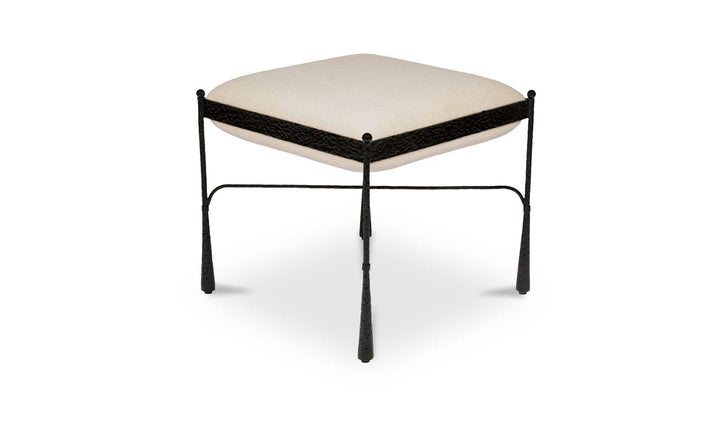 Tabouret AGNE crème, vue de trois quarts du côté gauche