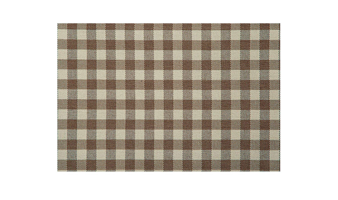 Gros plan du tissu vichy brun et crème de la console ISABELLE