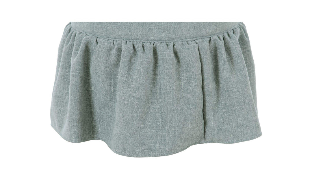 Ottoman de rangement HEIDI bleu clair, détail de la jupe froncée
