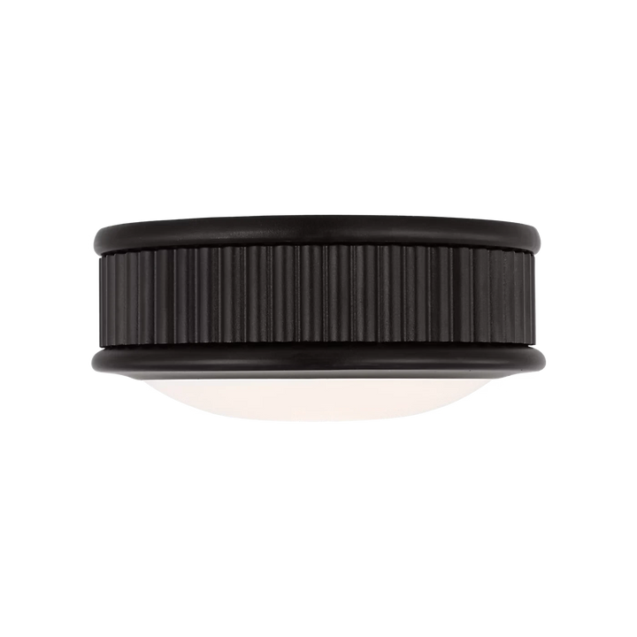 Maison Olive applique murale cylindrique noire avec abat-jour diffusant et détails cannelés