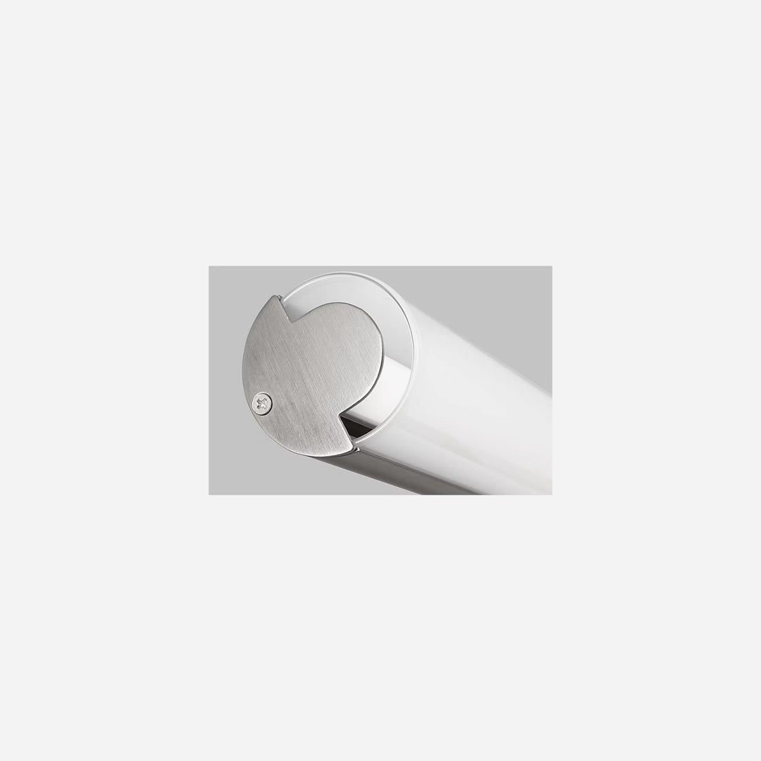 Applique murale Maison Olive Kiel avec diffuseur cylindrique en verre givré et finition métallique brossée