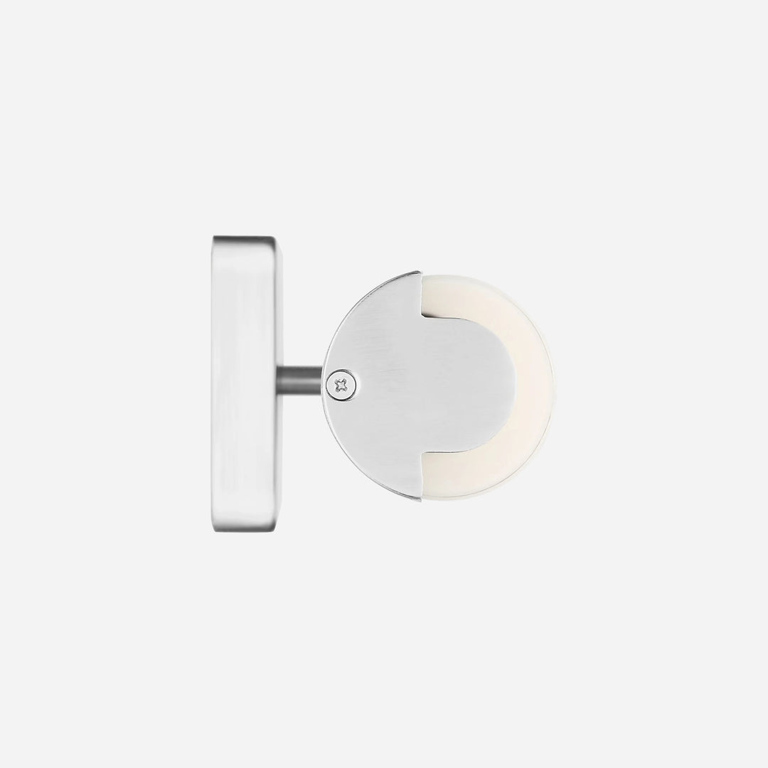 Applique murale Maison Olive Kiel au design minimaliste avec diffuseur cylindrique en verre givré et finition métal