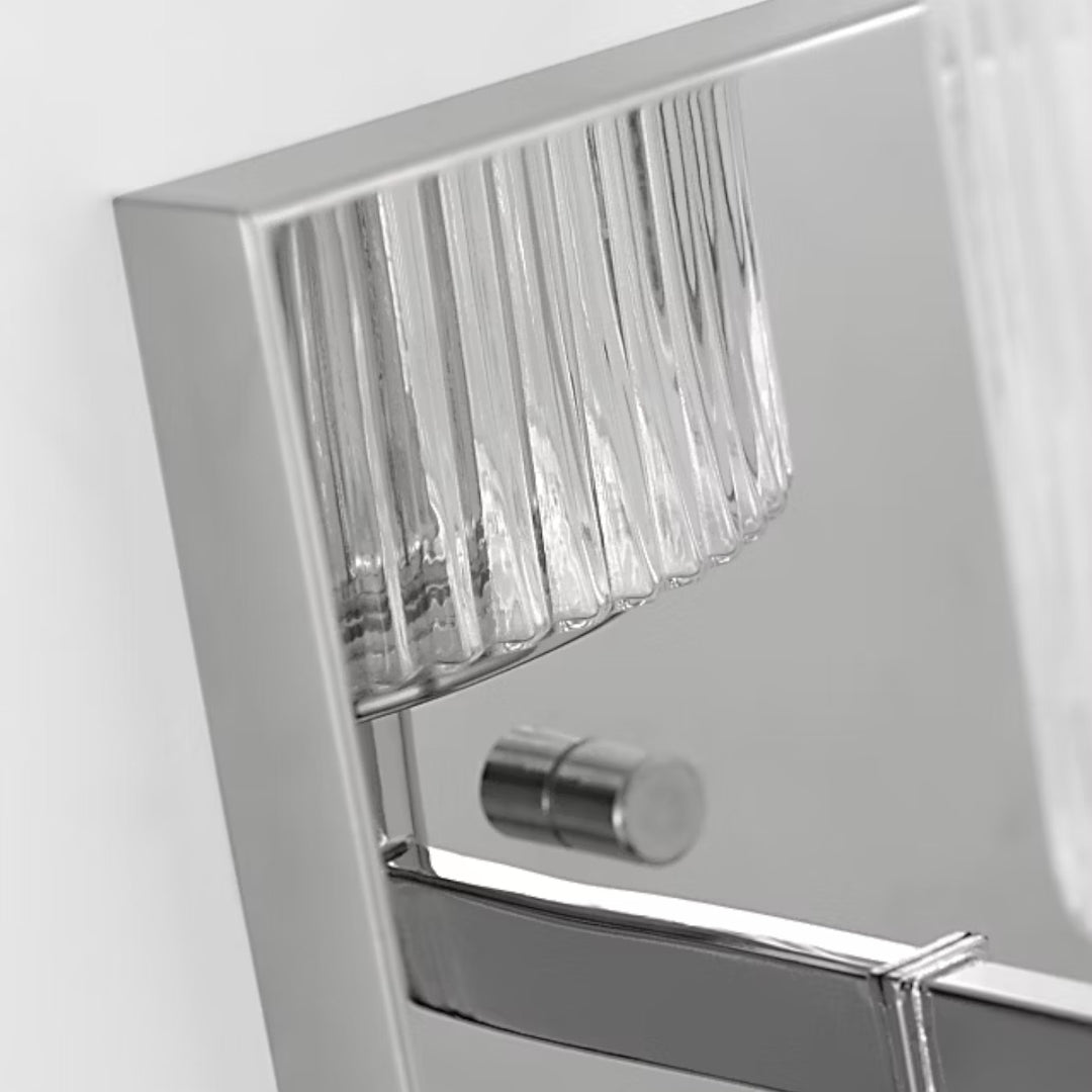 Maison Olive applique murale moderne en métal brossé et verre strié transparent, éclairage d'ambiance