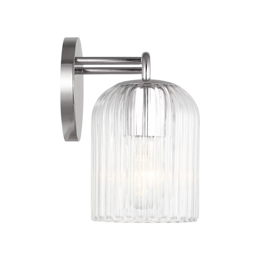 Applique murale Maison Olive en métal brossé argenté avec abat-jour cylindrique en verre strié transparent