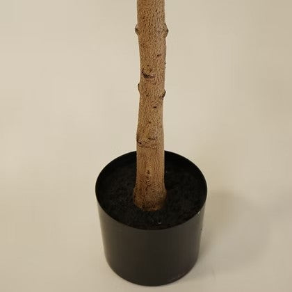 Arbre artificiel Maison Olive avec tronc texturé réaliste dans un pot noir sobre pour décoration intérieure.