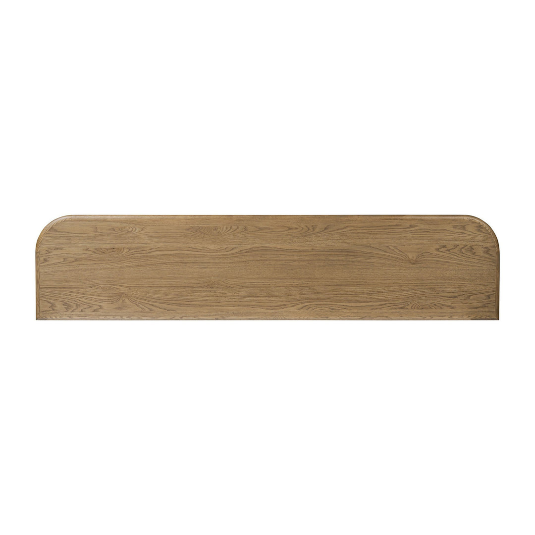 Buffet en chêne Florent de Maison Olive avec finition chaleureuse et lignes courbes.