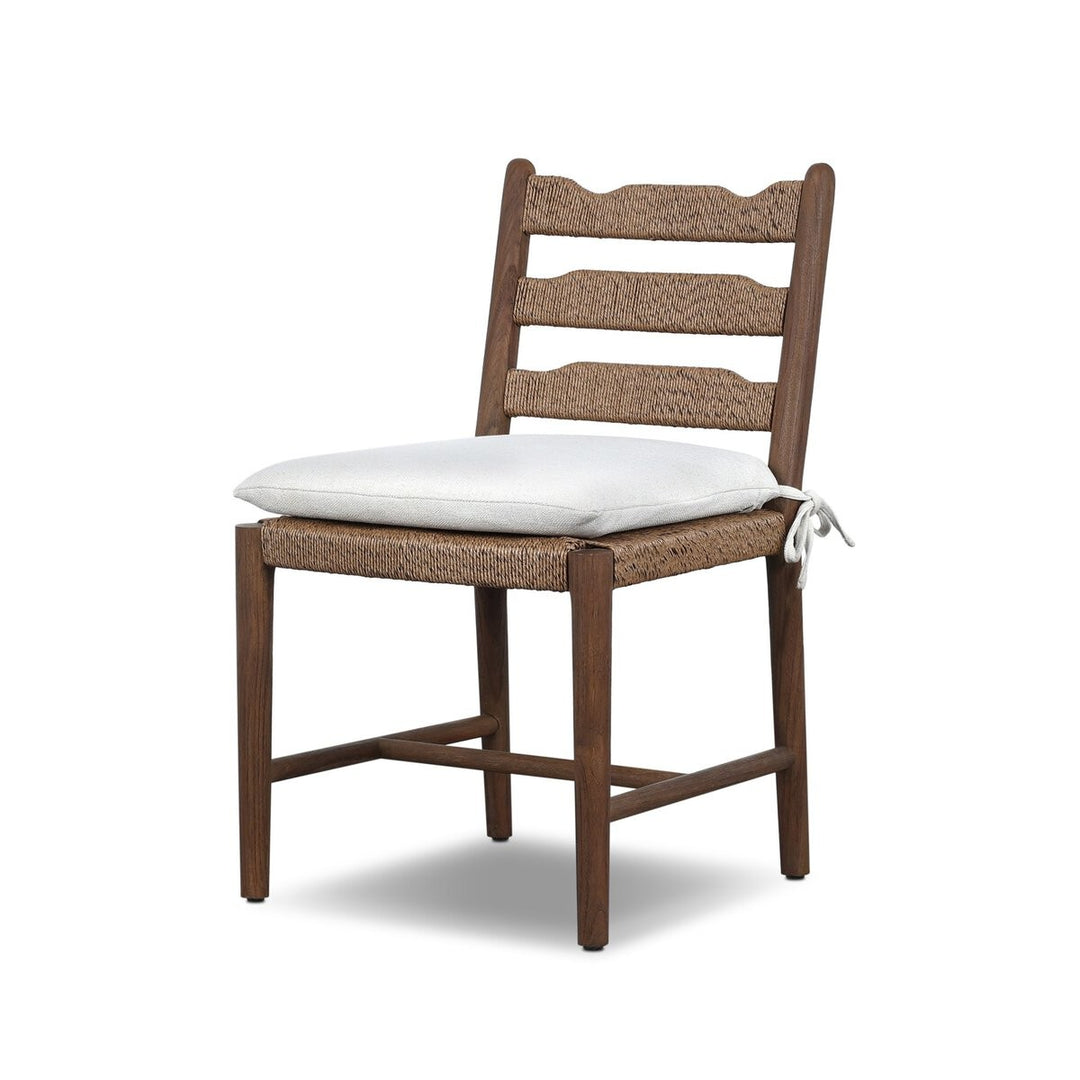 Maison Olive chaise en bois de manguier et corde tressée, assise blanche confortable, style bohème