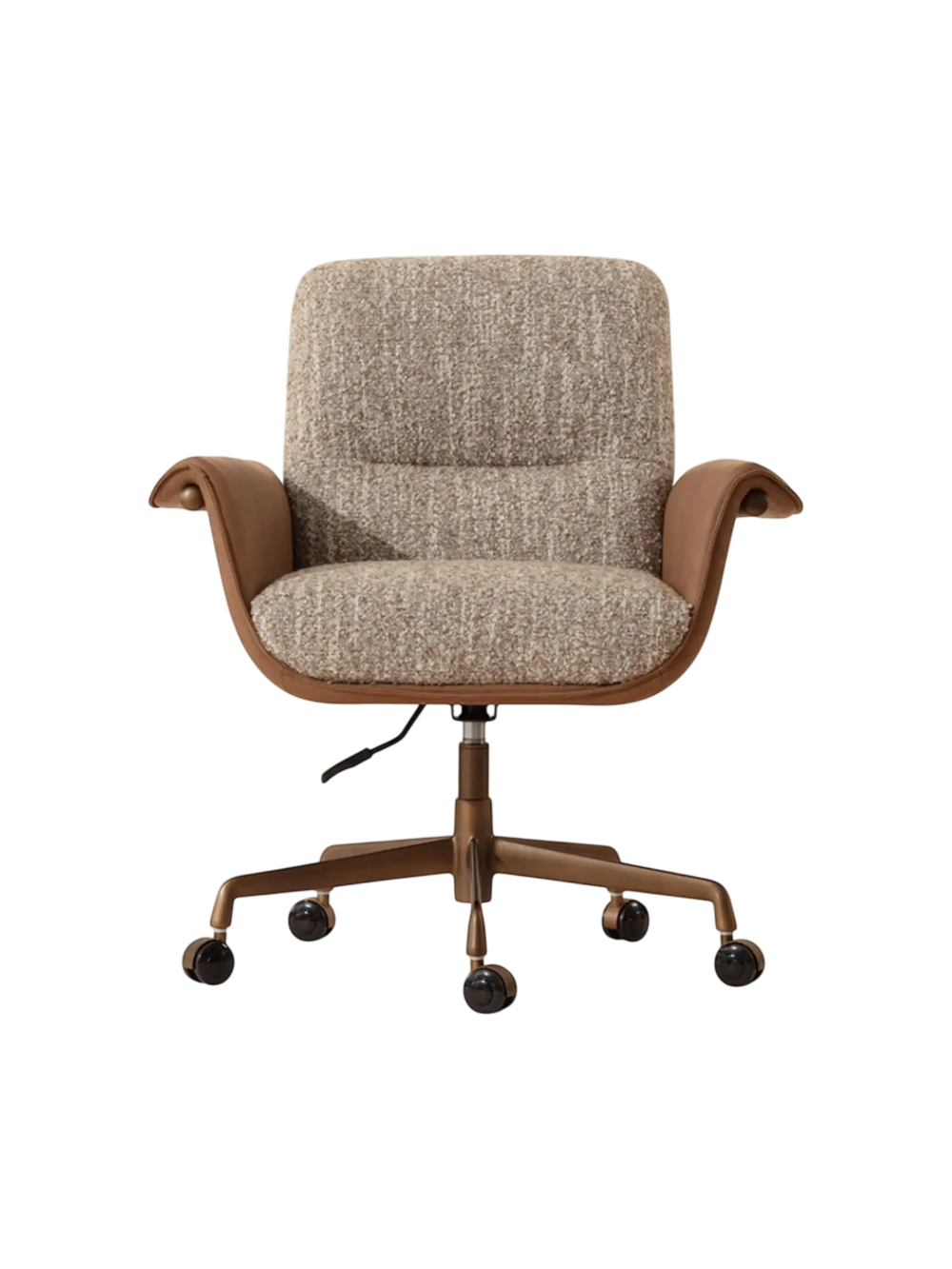 Maison Olive Chaise de bureau Lomaxx en tissu texturé greige et cuir synthétique cognac avec base en acier bronze.