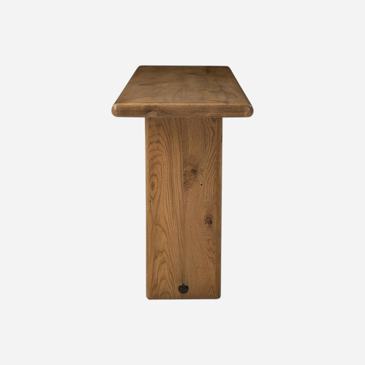 Console en bois de chêne massif Maison Olive avec pieds sculpturaux et finition naturelle.