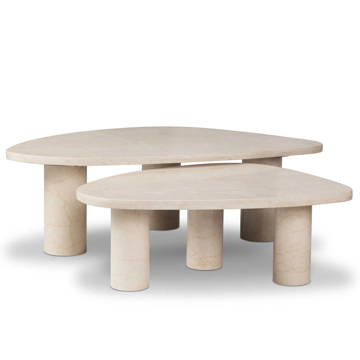Ensemble de 2 tables basses gigognes ZION en marbre crème, style contemporain, par Maison Olive.