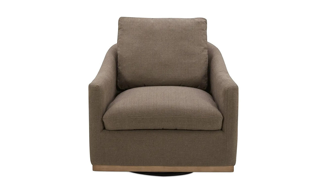 Fauteuil pivotant Maison Olive taupe en tissu texturé avec base en bois clair au design contemporain et épuré