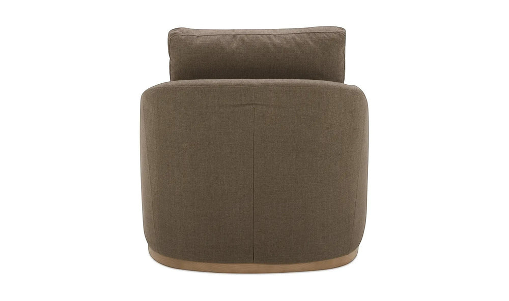 Fauteuil pivotant Maison Olive en tissu taupe texturé avec base ronde en bois clair, vue arrière