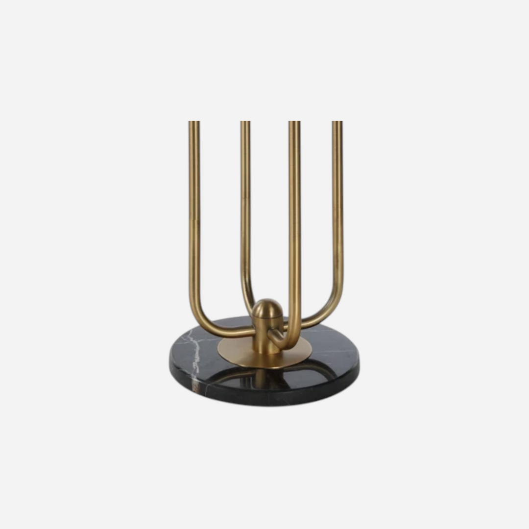 Base de lampadaire Maison Olive Quattuor en fer laiton vieilli avec socle circulaire en marbre noir veiné