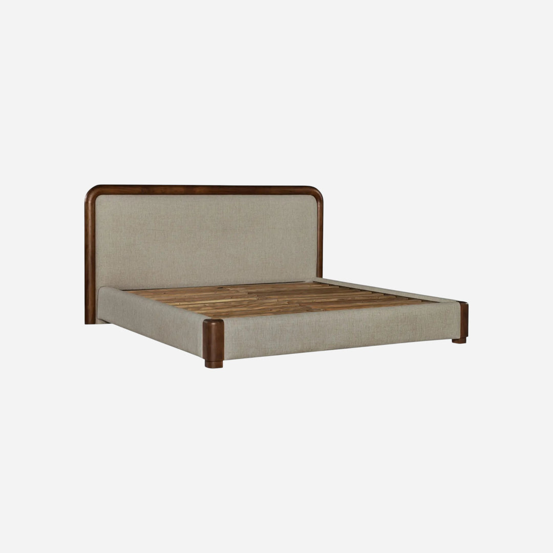 Lit Maison Olive avec tête de lit rembourrée beige et cadre en bois massif sombre au design contemporain et arrondi