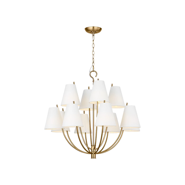 Maison Olive lustre à neuf lumières en laiton doré avec abat-jours blancs coniques, design élégant pour salon ou salle à manger.