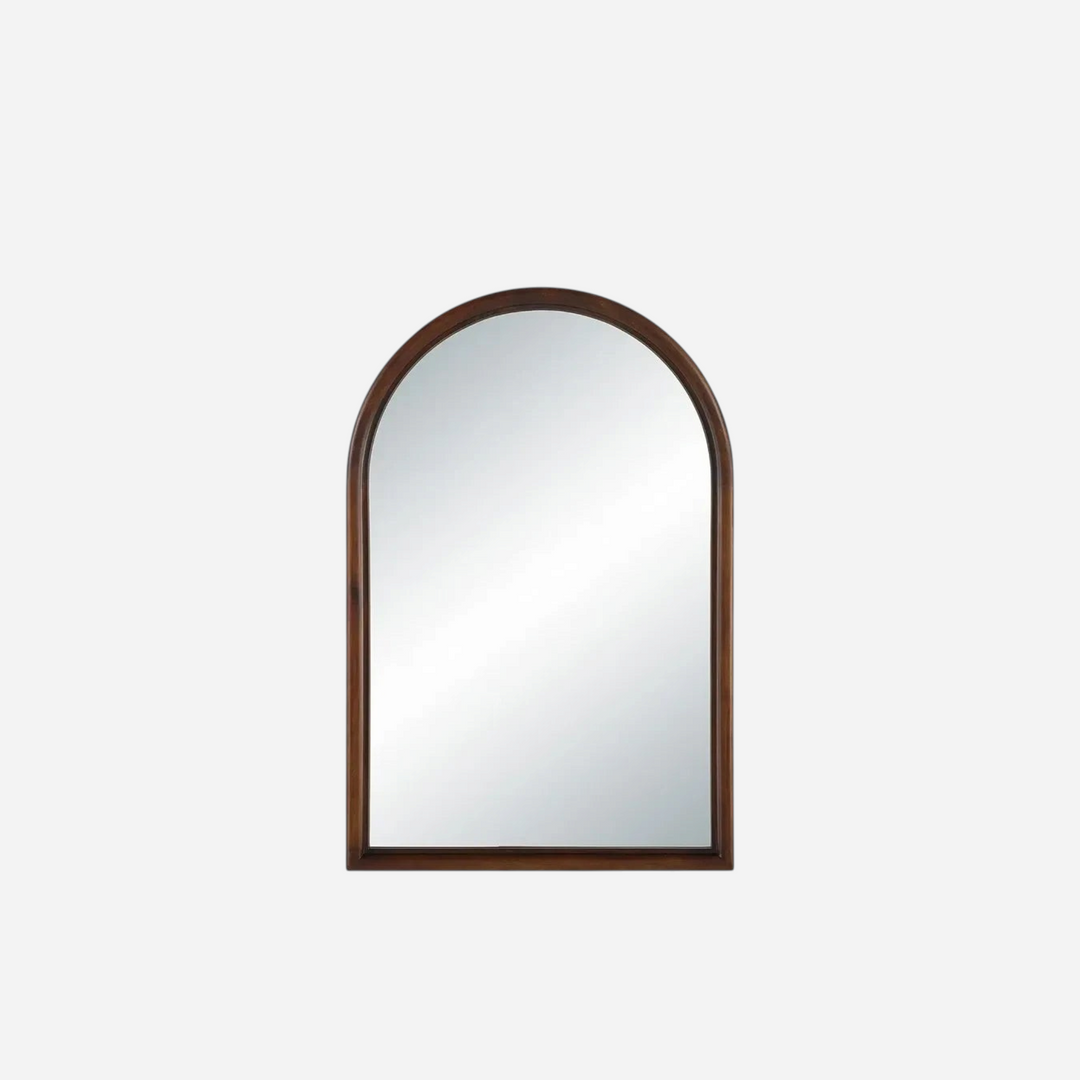 Miroir mural Maison Olive en forme d'arche avec un cadre en bois massif foncé au design classique et élégant