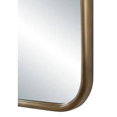 Maison Olive Miroir rectangulaire doré à bords arrondis en métal brossé, 60x90 cm, idéal pour salon ou entrée.