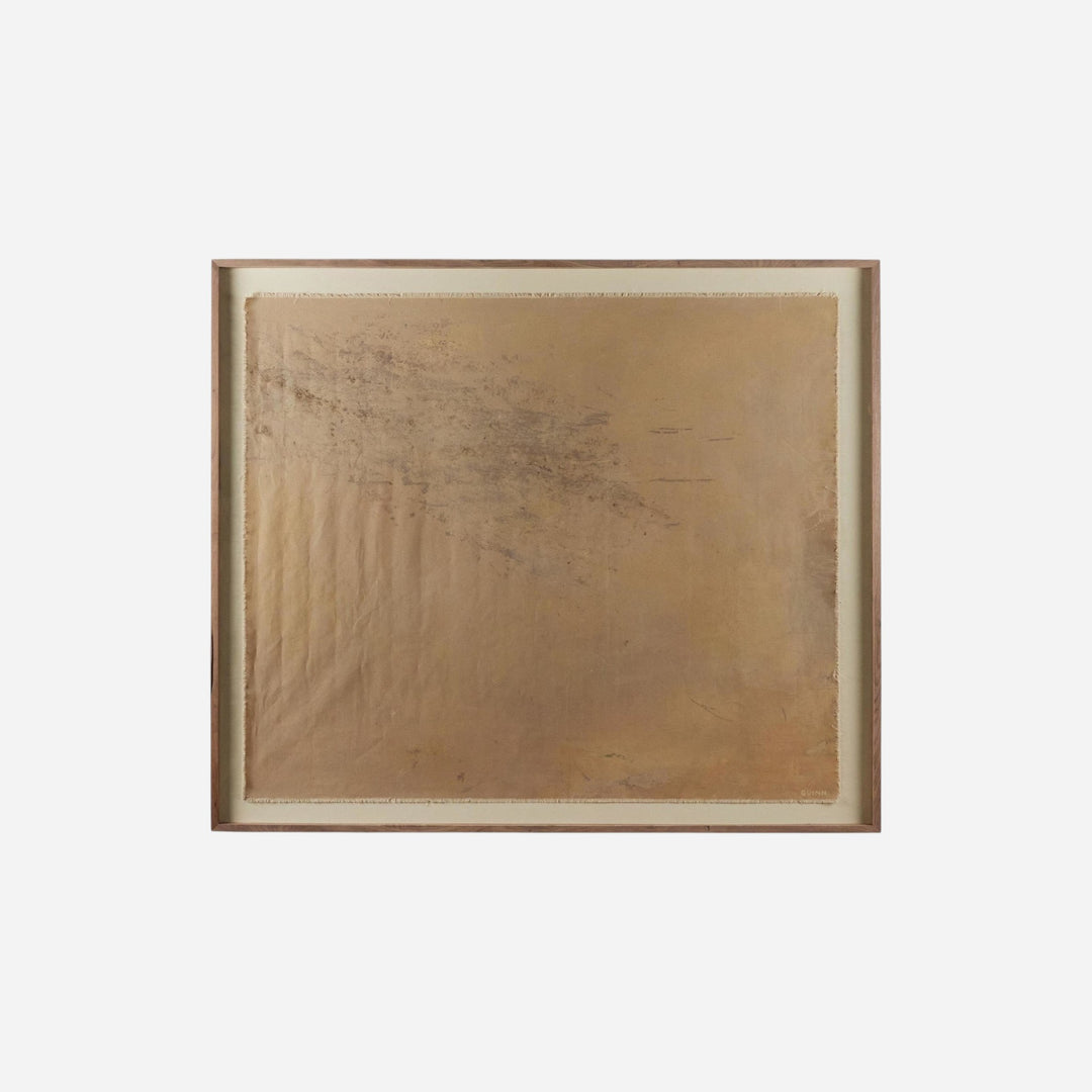 Œuvre d'art Maison Olive sur toile de lin texturée, tons naturels, bords effilochés, signée GUINN, encadrée en bois.