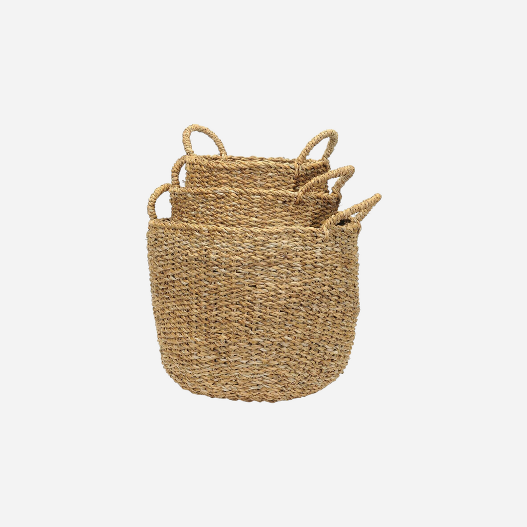 Ensemble de trois paniers de rangement Maison Olive en jonc de mer tressé avec anses, style bohème naturel
