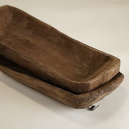 Plateau décoratif Maison Olive en bois massif sculpté, style rustique et brut pour une décoration intérieure bohème.