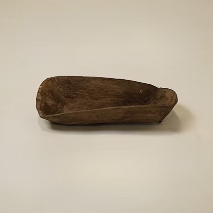 Plateau décoratif Maison Olive en bois brut sculpté à la main, style rustique et authentique pour intérieur bohème.