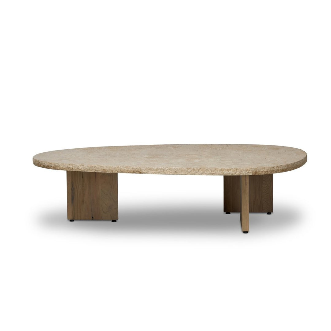 Maison Olive table basse ovale en travertin beige texturé avec pieds en bois