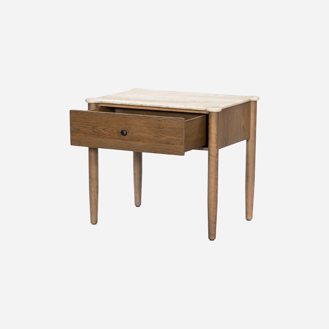 Table de chevet Maison Olive en marbre beige et bois de chêne avec un tiroir ouvert.