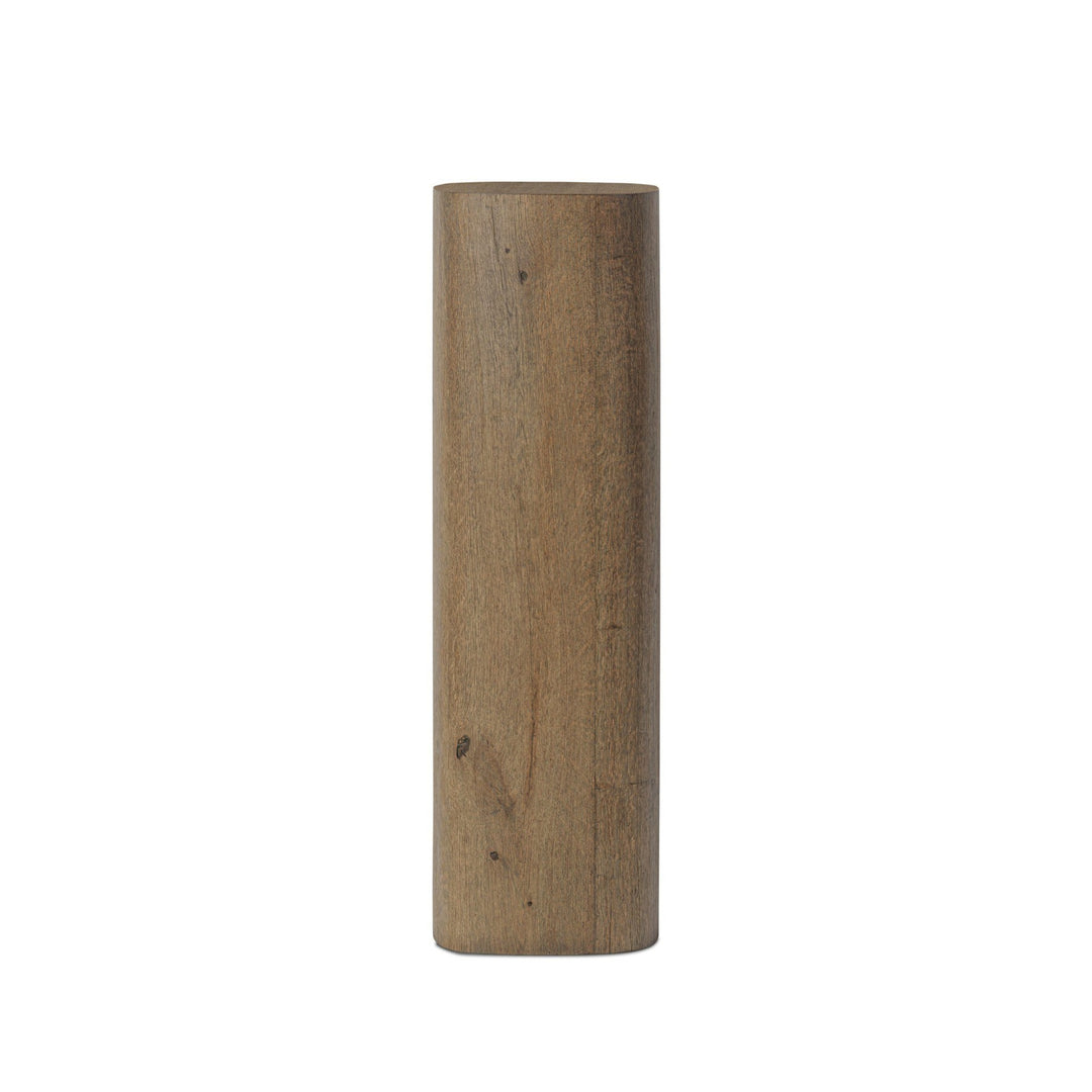 Maison Olive table d'appoint cylindrique en bois naturel vieilli, aspect rustique et chaleureux.