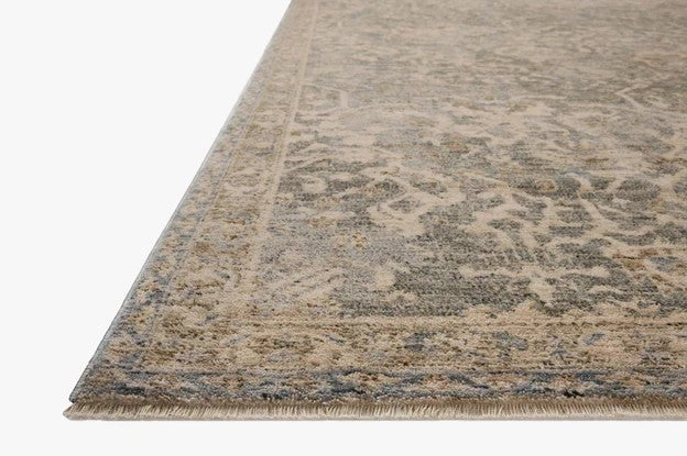 Tapis Maison Olive Junie bleu et naturel au motif antique tissé en polyester doux et durable