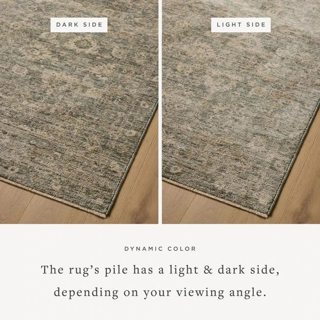 Tapis Maison Olive Junie Lagoon et naturel en polyester, montrant les variations de couleur selon l'angle de vue.