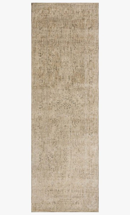 Tapis Maison Olive Junie rectangulaire au motif antique dans des tons neutres oatmeal et gris fumé en polyester