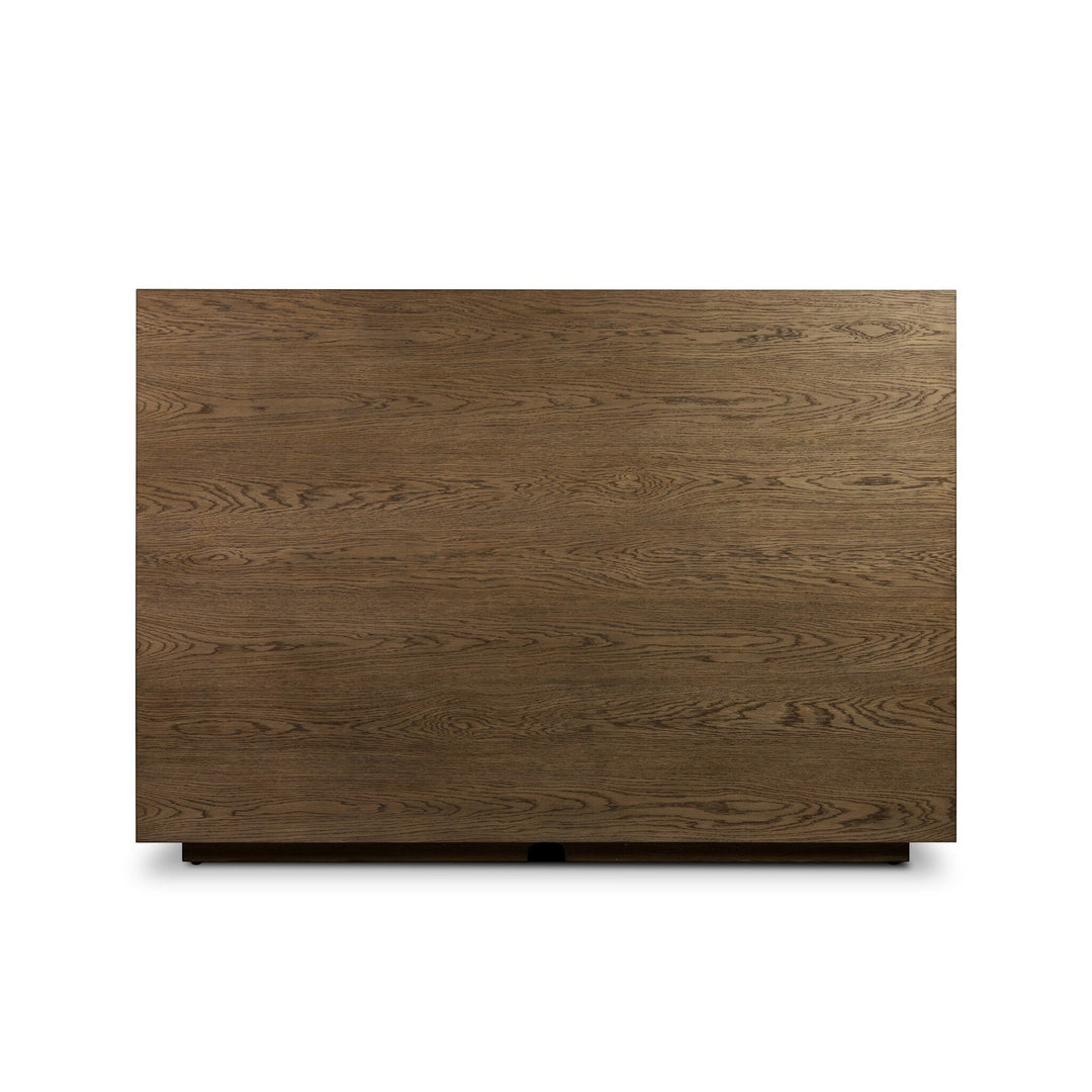 Tête de lit Maison Olive en chêne brun avec placage coupe huître, motif de grain de bois naturel unique.