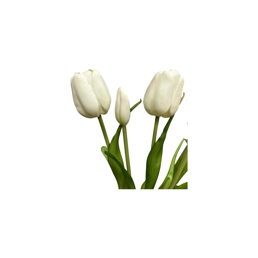 Bouquet de tulipes artificielles blanches de haute qualité avec feuillage vert luxuriant, par Maison Olive.