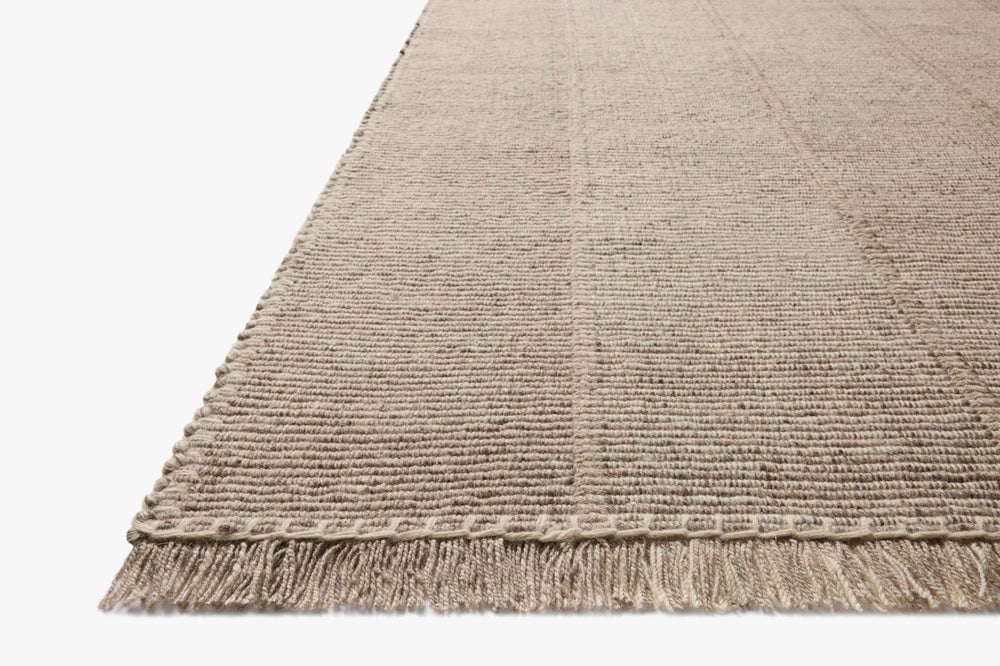 Tapis Sigrid gris cendré et ivoire Loloi, vue rapprochée