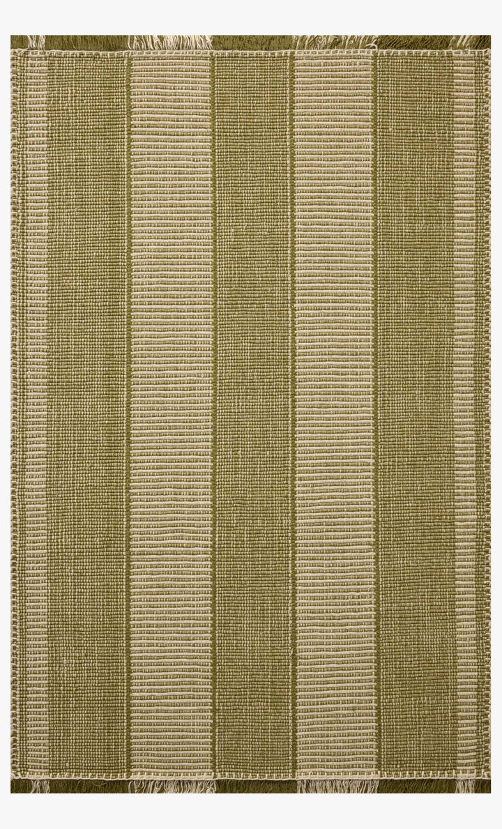 Tapis Sigrid vert et ivoire tissé à la main par Loloi