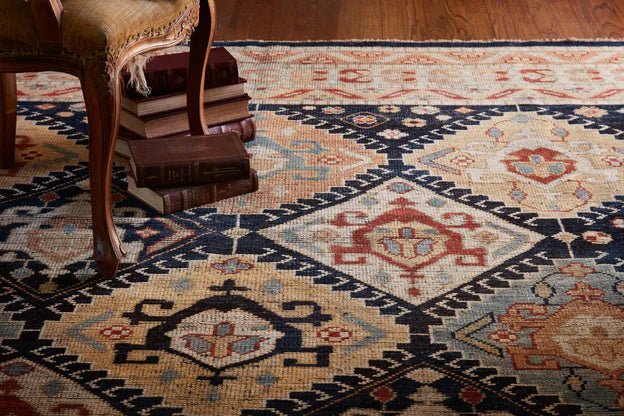 HEIRLOOM Navy/Multi - Maison Olive - Tapis