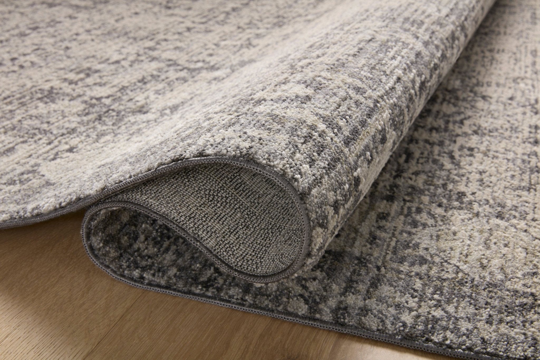Tapis Alie Collection CHARCOAL/DOVE - Maison Olive -